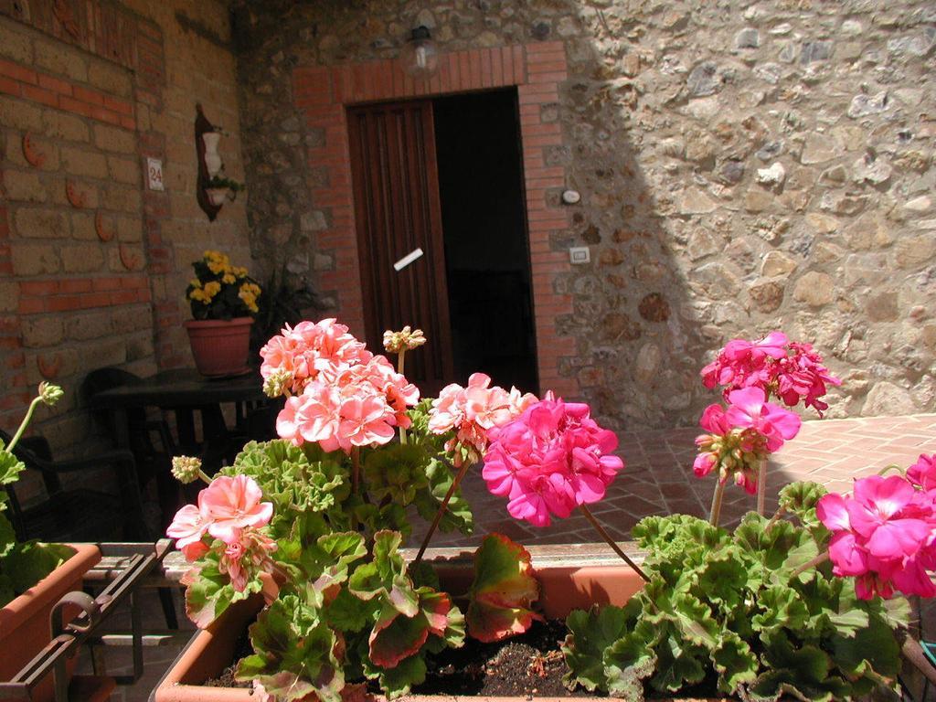 Casa Guaitoli Villa Бани ди Петриоло Екстериор снимка