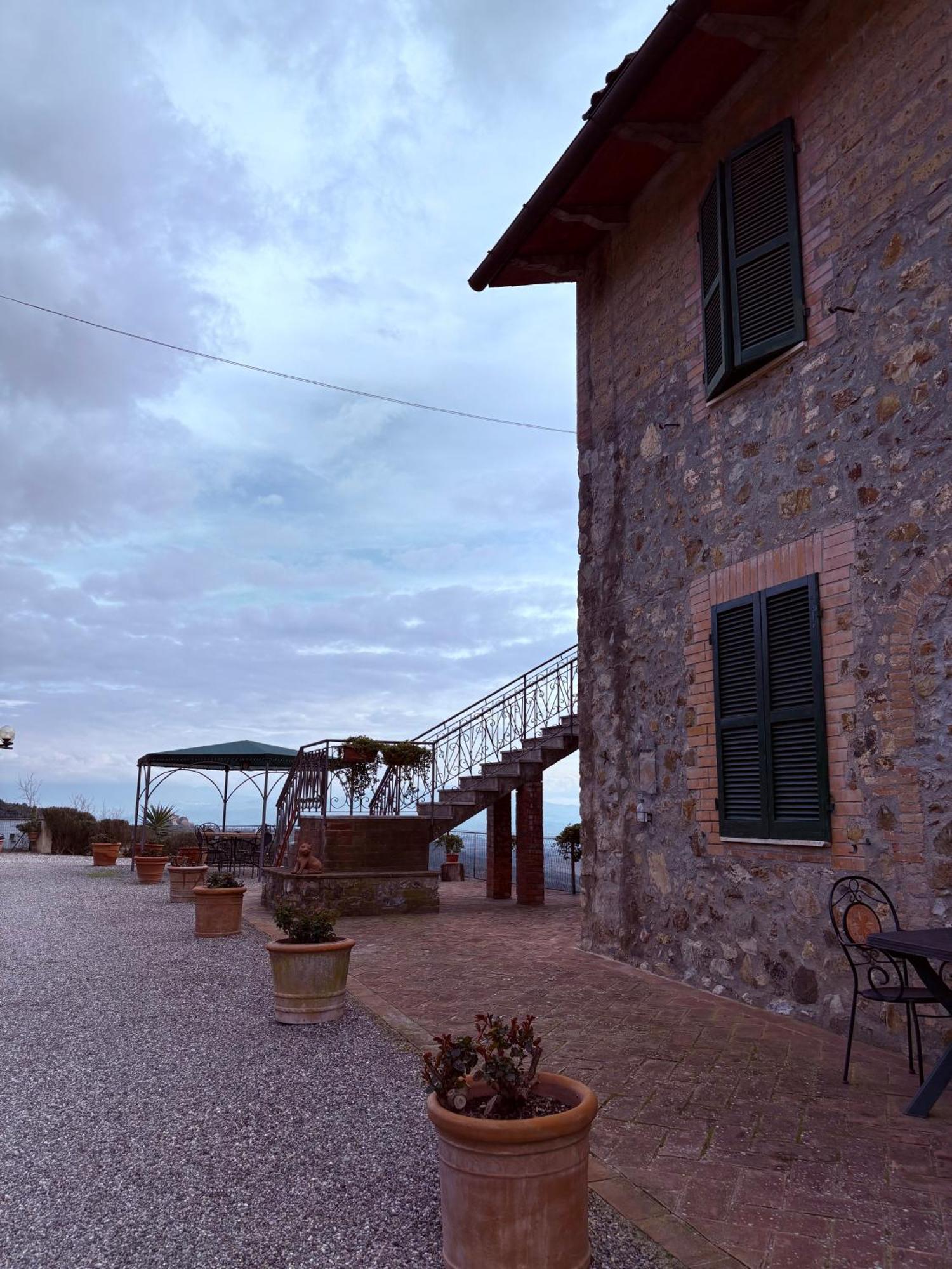 Casa Guaitoli Villa Бани ди Петриоло Екстериор снимка